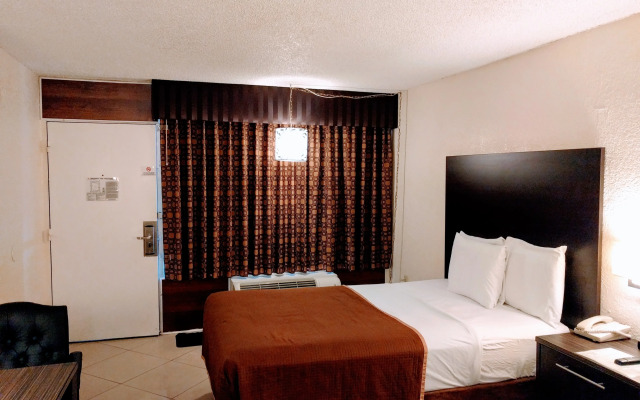 Red Carpet Inn Airport and Cruise Port Hotel Fort Lauderdale