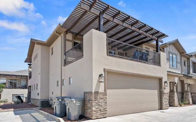 Winner, Winner! 13 Bedroom Home