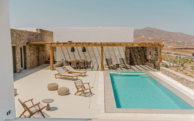 Amarelo Suites