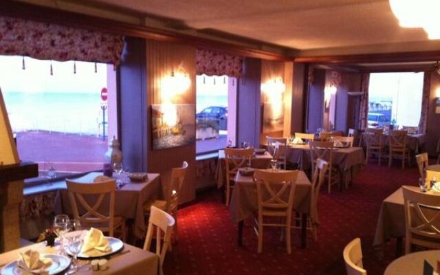 Le Beau Rivage