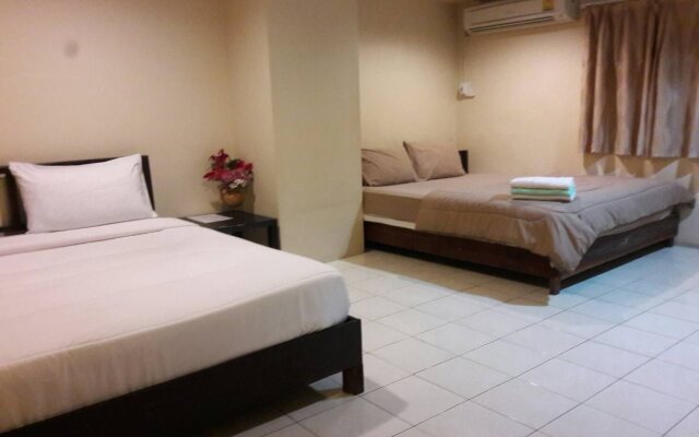 Sritrakarn Hotel
