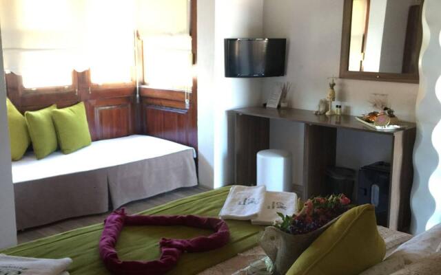 Zevkliler Alacati Boutique Hotel & Fine Dining