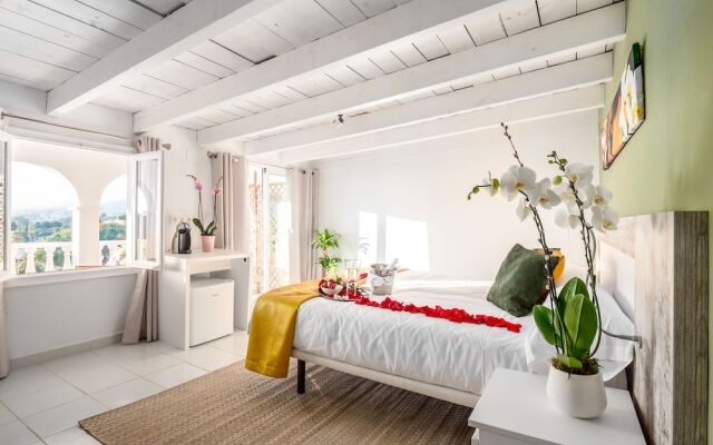 Jazmines And Moras Boutique Villa