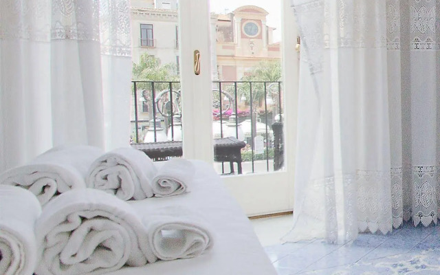 Piazza Tasso B&B Relais