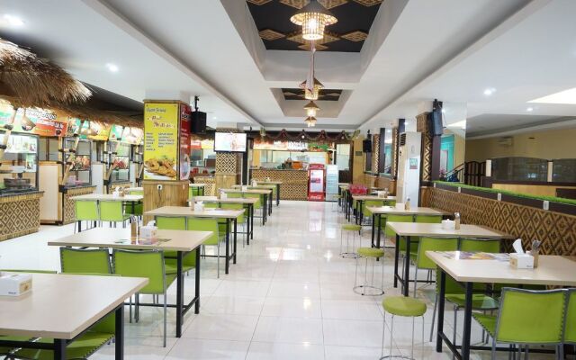 Zen Rooms Near Tunjungan Plaza