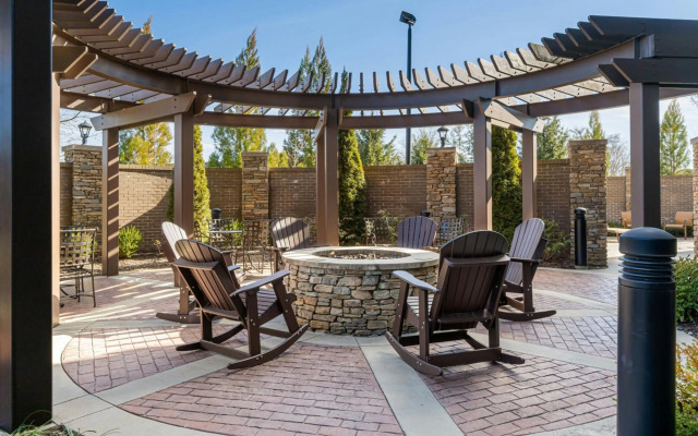 Courtyard by Marriott Asheville Airport