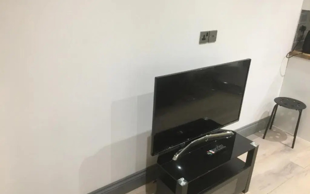 Classic Brixton City Apartment