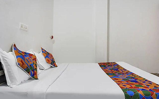 FabHotel Galaxy Airport Inn