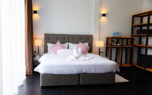 South Beach Villa 69