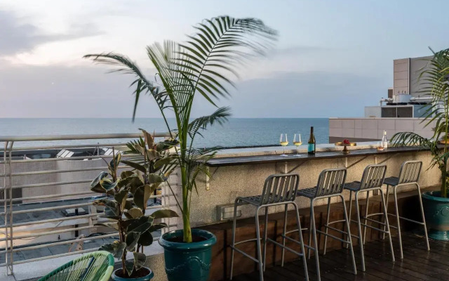 The Savoy Tel-Aviv, Sea Side