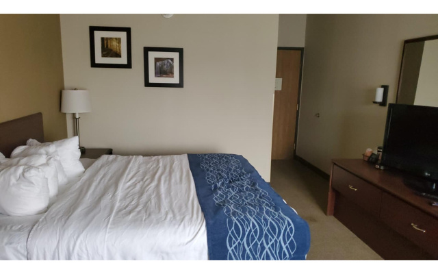 Cambridge Inn by Capital O near I-70 / I-77