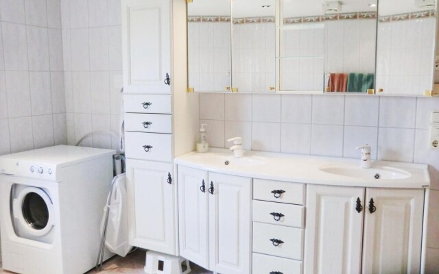 Awesome Home in Borgholm With 3 Bedrooms