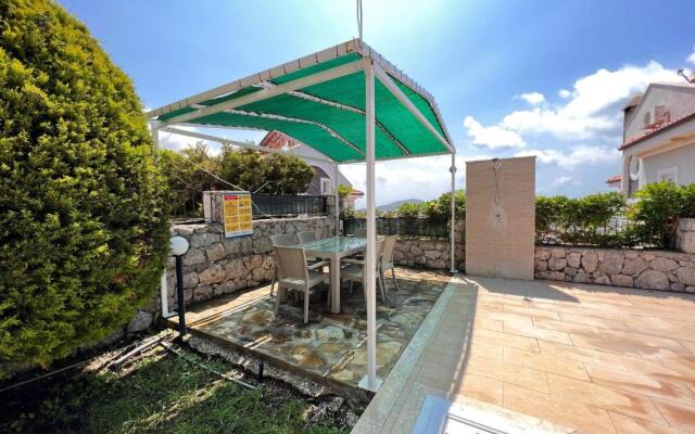 Arnna 4 Villa