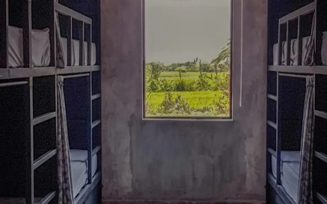 Clandestino - Hostel