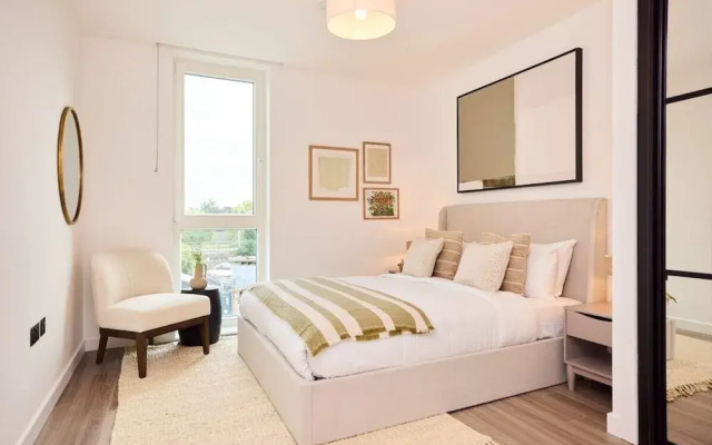 The Tottenham Wonder - Pleasing 2bdr Flat With Balcony