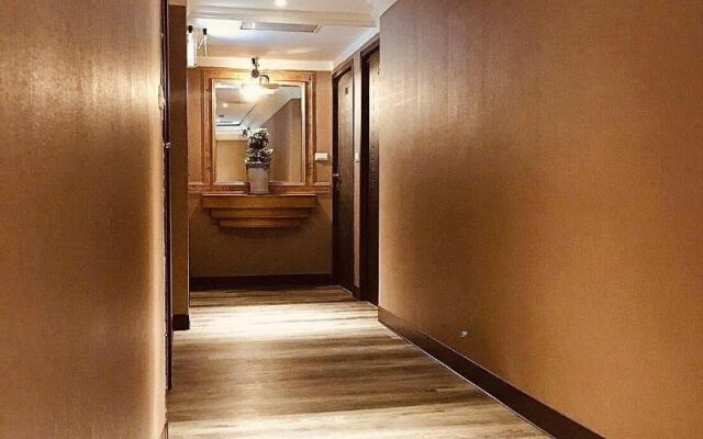 Daxin Hotel
