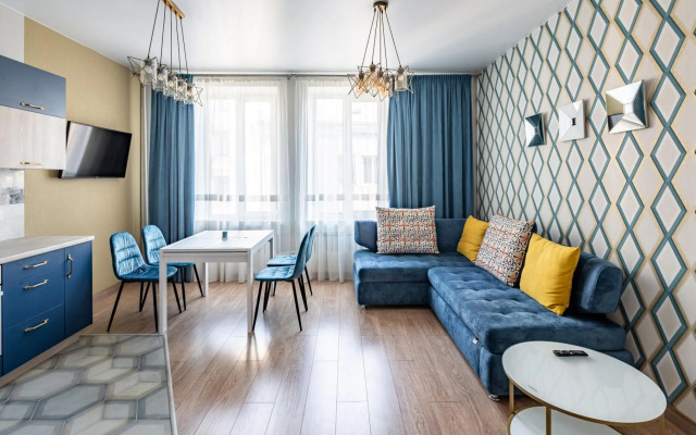 Romari Проспект Свободи 15