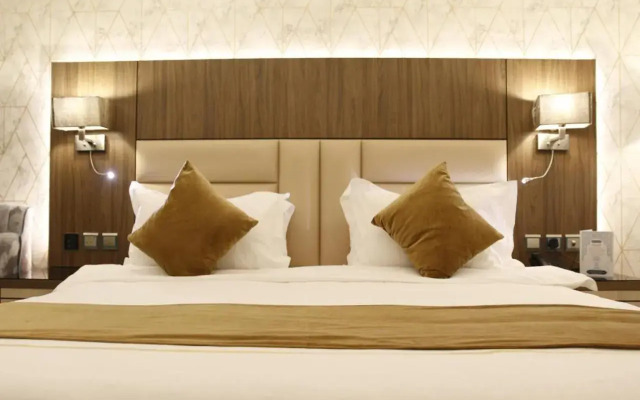 Golden Daan Hotel