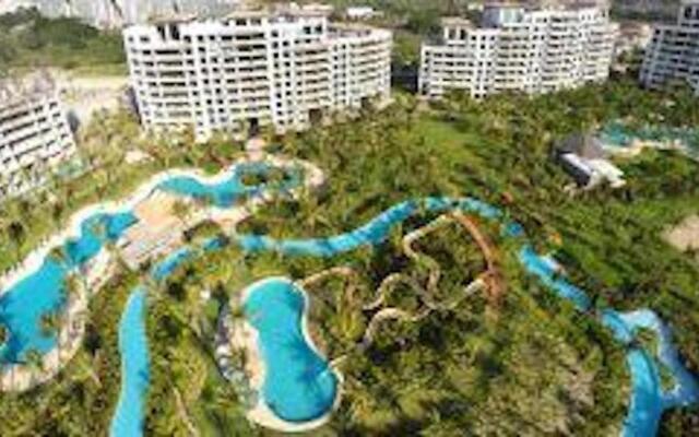 La Isla Residences