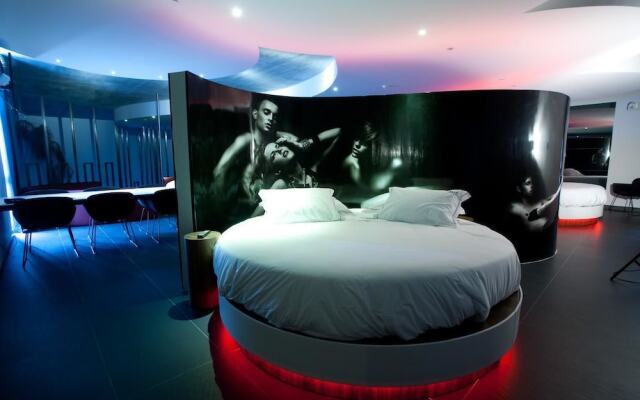 Mood - Private Suites