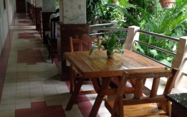 Coconut House Chaweng Hostel