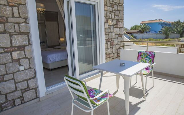 G&K Stone Suites