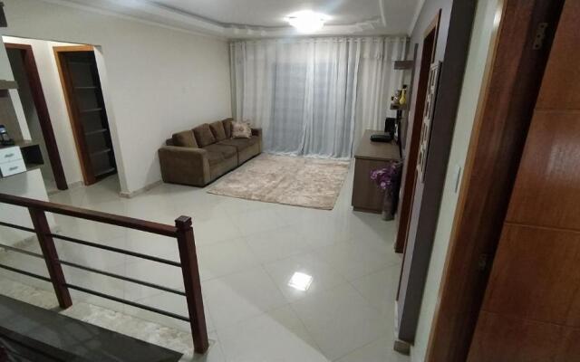 Casa Luxo: Piscina, Churras, Sinuca e Cinema - 300m da Praia