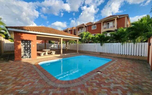 Impeccable 2-bed Apartment in Kingston With Pool