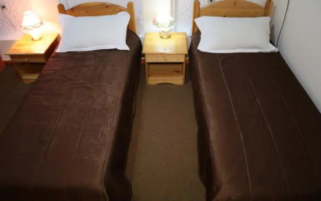 Hotel Ziyo Baxsh