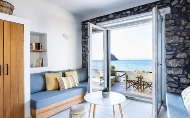 Mochlos Waterside - Romantic Waterside Studio