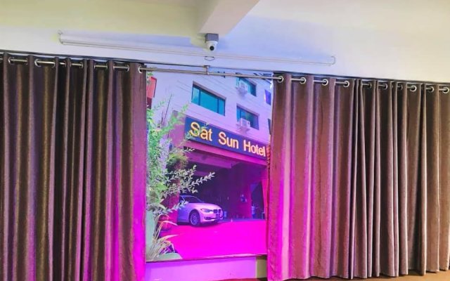 Sat Sun Hotel