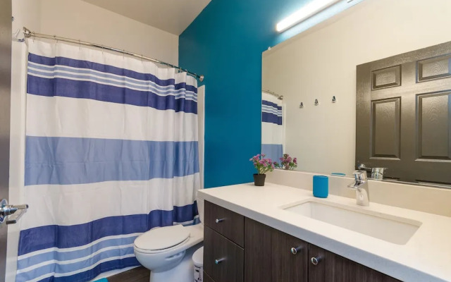 Studio City Universal Apartments