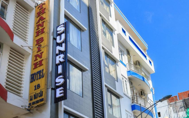 OYO 165 Sunrise Hotel