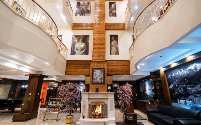 Viceroy Hotel