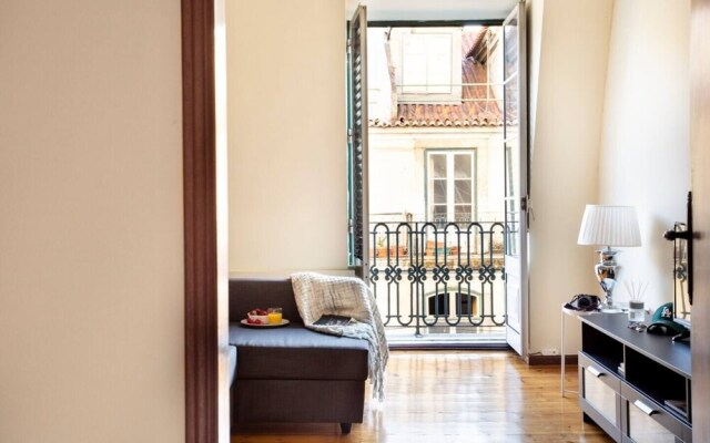 ALTIDO Classic 2BR Apt in Baixa w/balcony in Baixa, close by Rossio subway