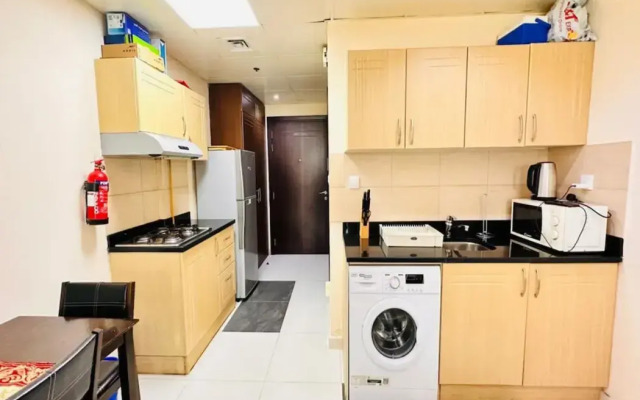 OYO 1233 Home Elite 1 Residence Sports