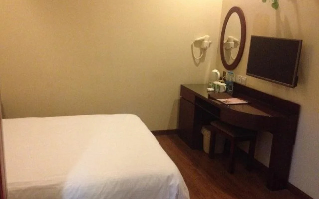 Hanting Hotel Shanghai Zhangjiang Road Metro Station