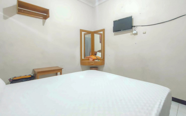 Hotel O Griya Karangsalam Indah – Guest Rooms – Purwokerto