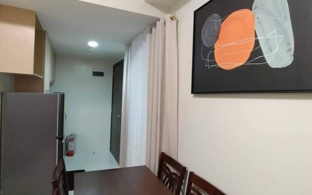 OYO 1027 Camille Suites Baguio