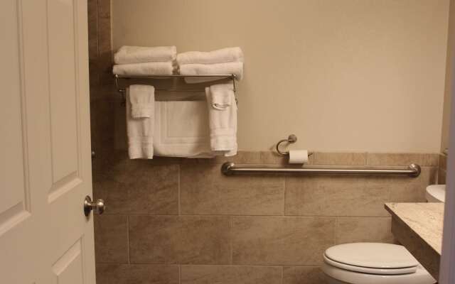 Best Western Plus Concord Inn