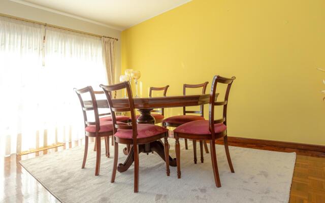 Balcony Touristic Center Apartment