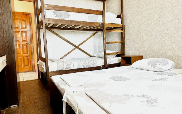 Изумруд Хаус