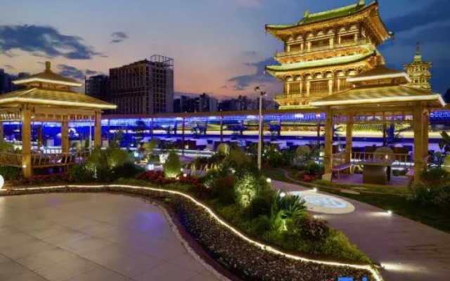 Xichang Guantang Hotel (Qionghai 17 Degrees Tang Garden Branch)