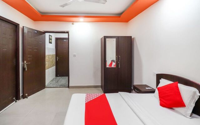 OYO 62748 Hotel Zeenat