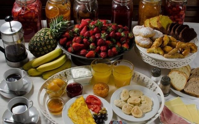 Elia & Tina Apartments