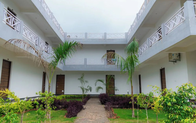 The Sky Imperial Pavoreal Jungle Resort