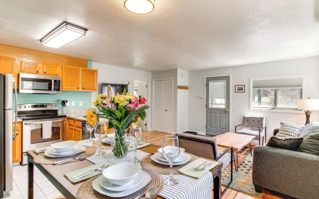 Downtown Ouray Apt w/ River & Mountain Views!