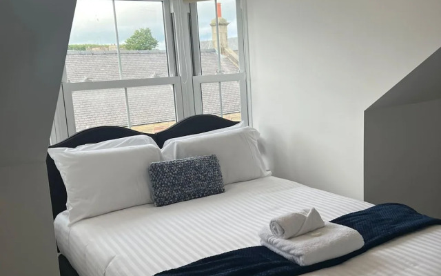 No 9 Bonnet Apartments - 3 Bed