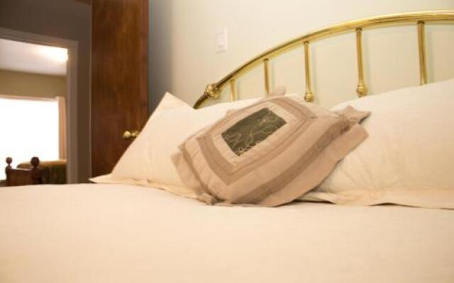 MeHomeBy Bed and Breakfast