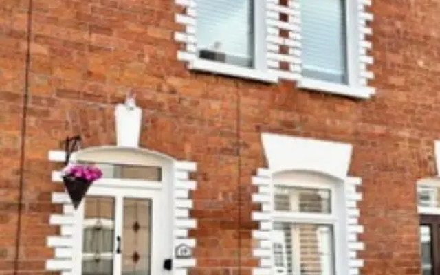 Traditional Belfast House 10 Mins From City Centre